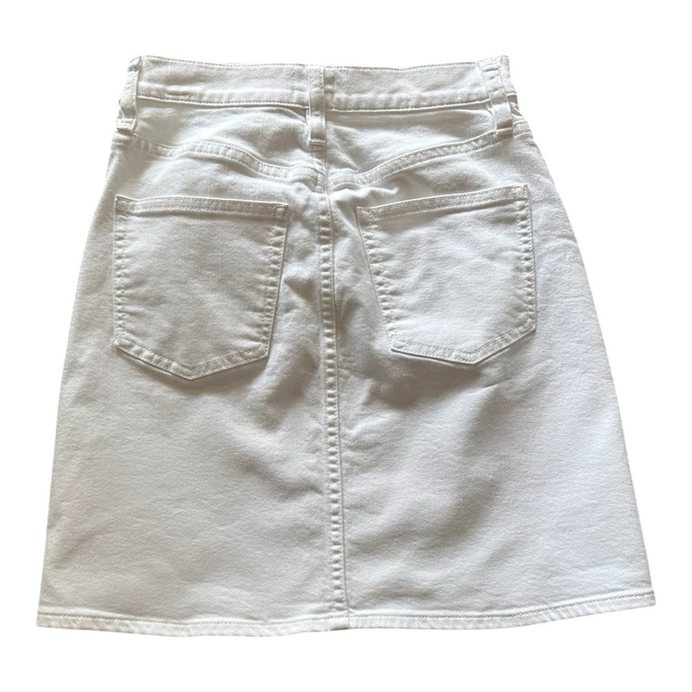 J. Crew Button-front denim skirt in crisp white. Size: 24 - Picture 8 of 16